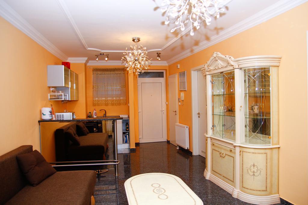 שיופוק Club 218 Wellness Petra Apartman מראה חיצוני תמונה